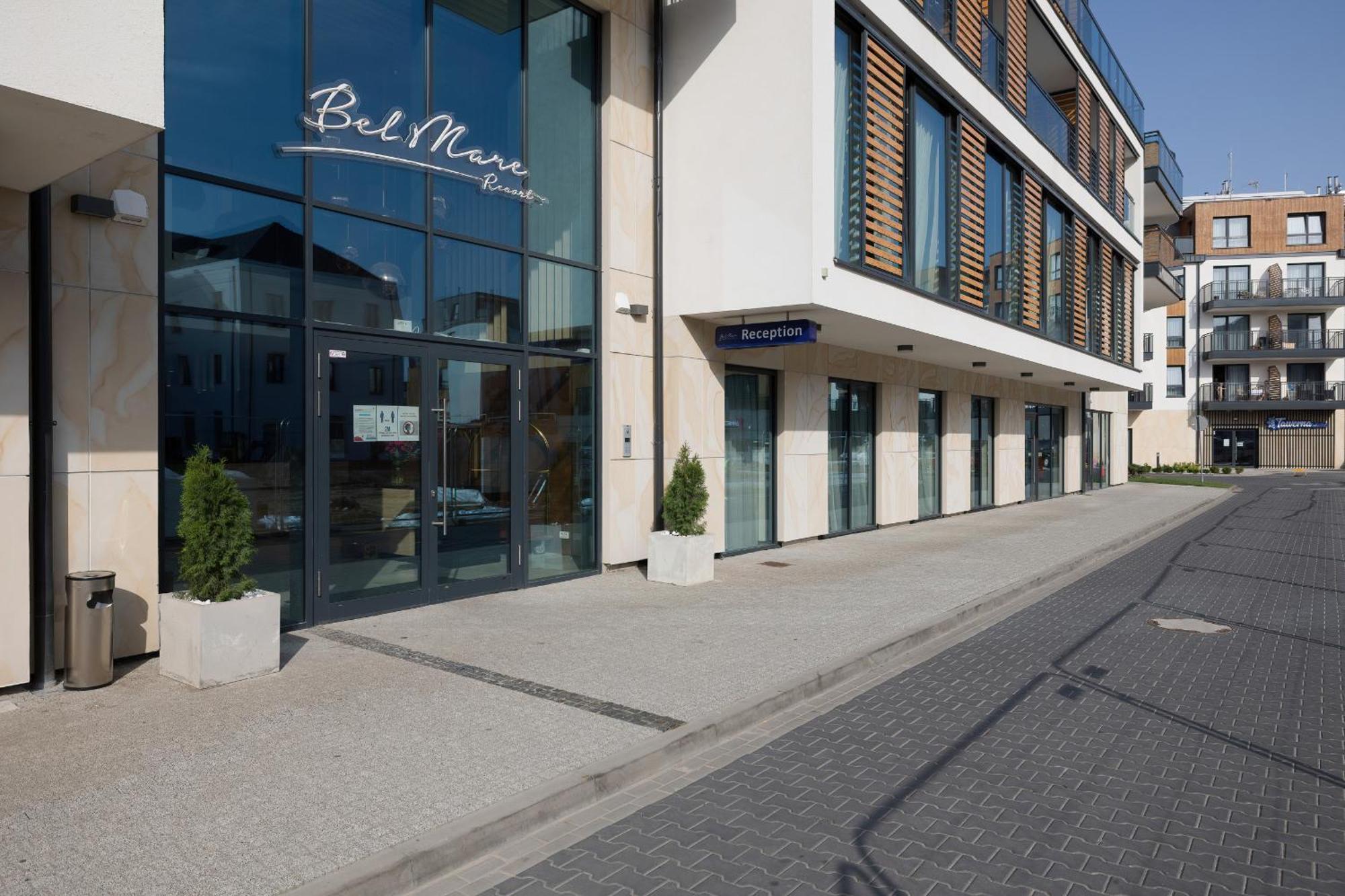 Bel Mare Holiday Apartments Near The Beach With Parking By Noclegi Renters Miedzyzdroje Exterior foto