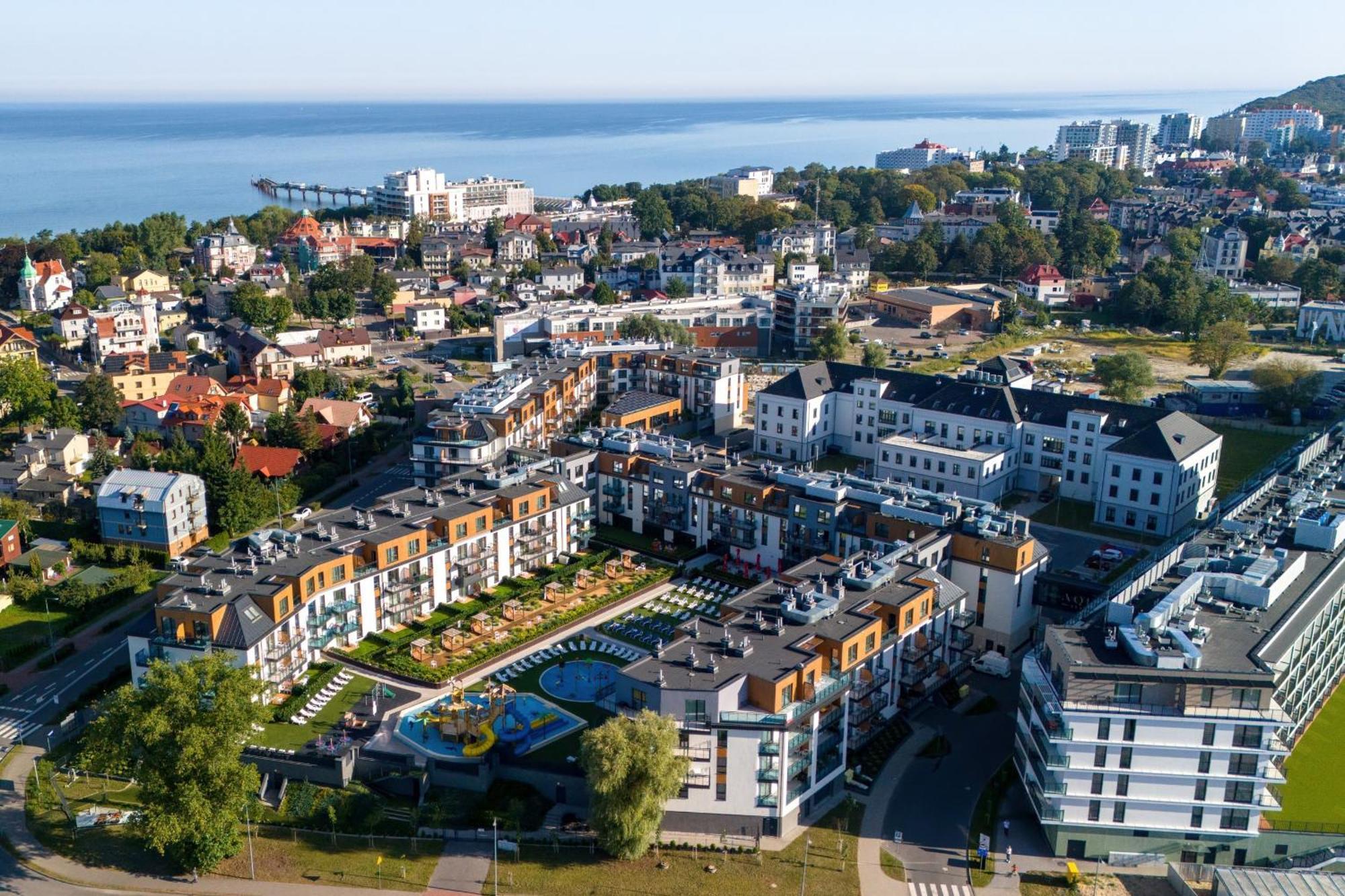 Bel Mare Holiday Apartments Near The Beach With Parking By Noclegi Renters Miedzyzdroje Exterior foto